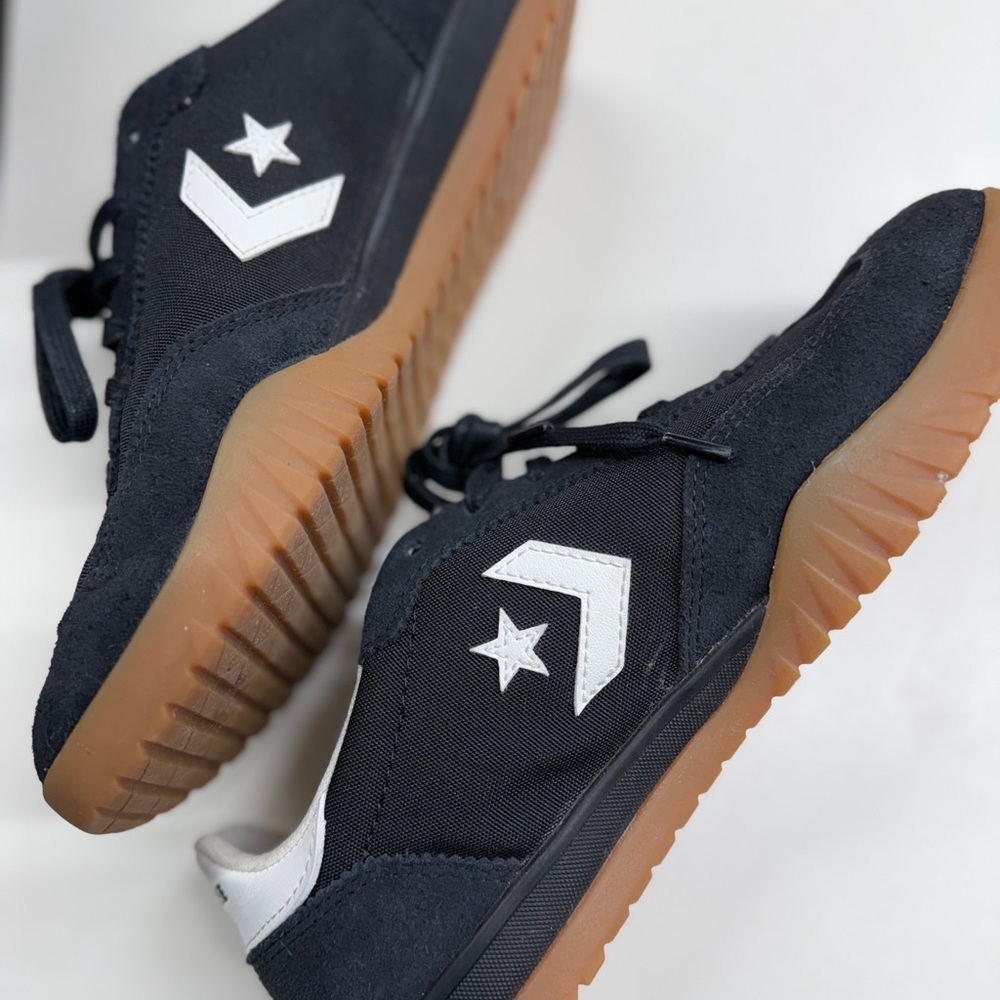FLASH SALE⚡️Like New Converse All Star Shoes